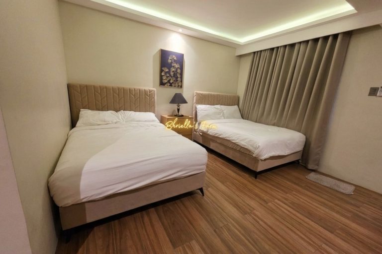 Family Room 1